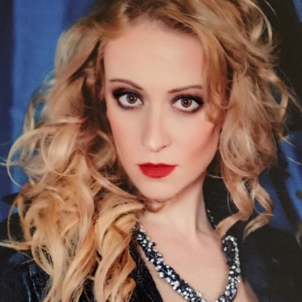 Meet your Posher, Stephanie